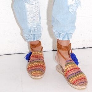 All Things Mochi Masana Espadrilles SZ 8.5 39‎